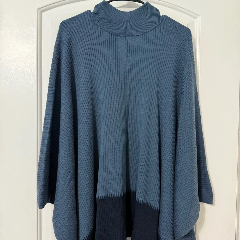 Lululemon On The Go Poncho Blue One Size Flawed - Picture 6 of 6
